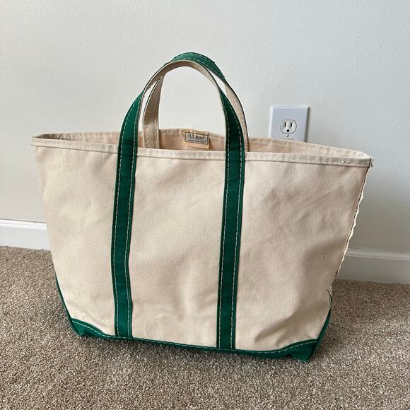 L.L. Bean Handbags - L.L.Bean Boat And Tote Vintage 1980s Green And Cream Canvas Bag
